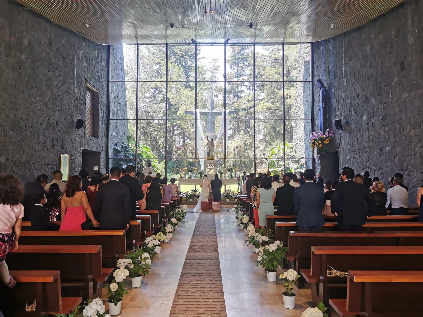Misa de boda en la Parroquia María Reina de La Magdalena Contreras
